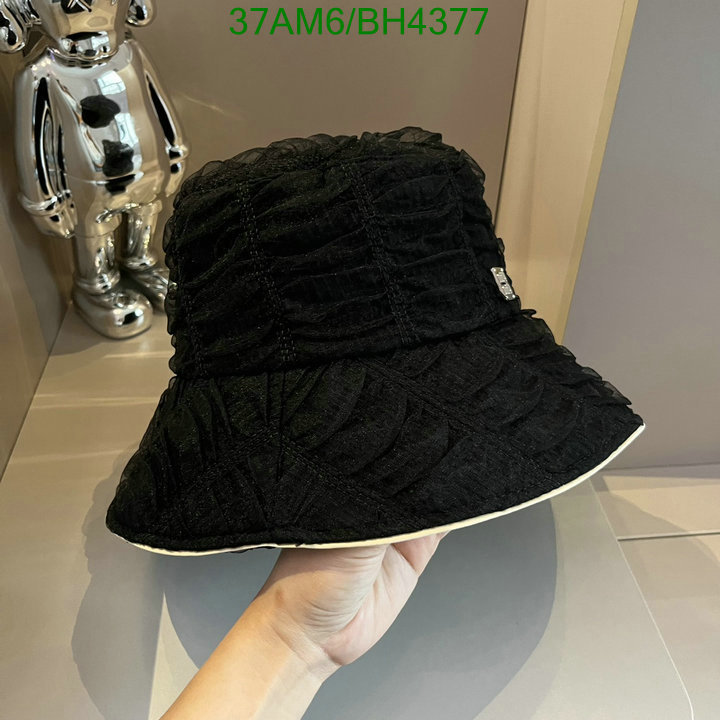 Miu Miu-Cap(Hat) Code: BH4377 $: 37USD