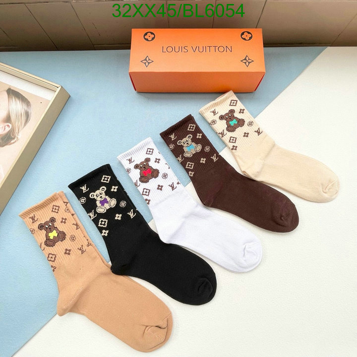 Chanel-Sock Code: BL6054 $: 32USD