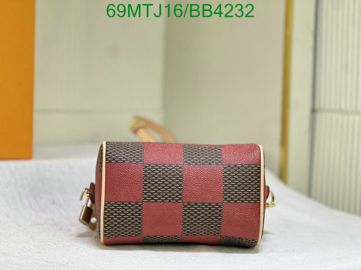 LV-Bag-4A Quality Code: BB4232 $: 69USD