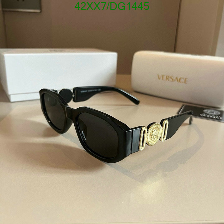 Versace-Glasses Code: DG1445 $: 42USD