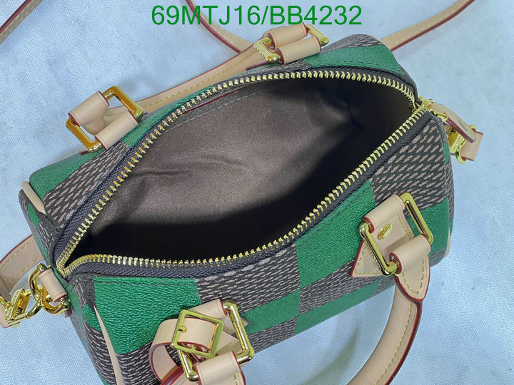 LV-Bag-4A Quality Code: BB4232 $: 69USD