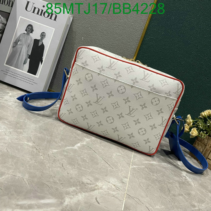 LV-Bag-4A Quality Code: BB4228 $: 85USD