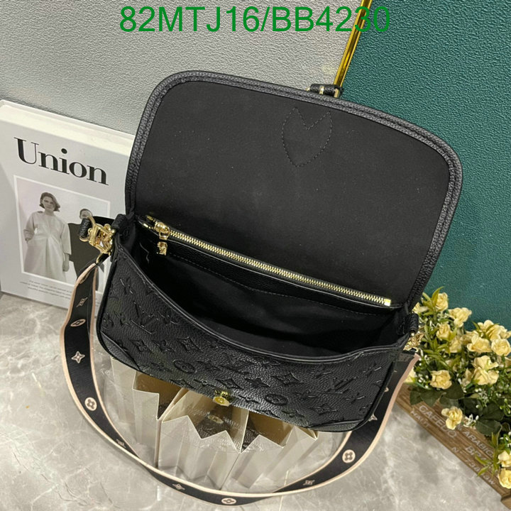 LV-Bag-4A Quality Code: BB4230 $: 82USD