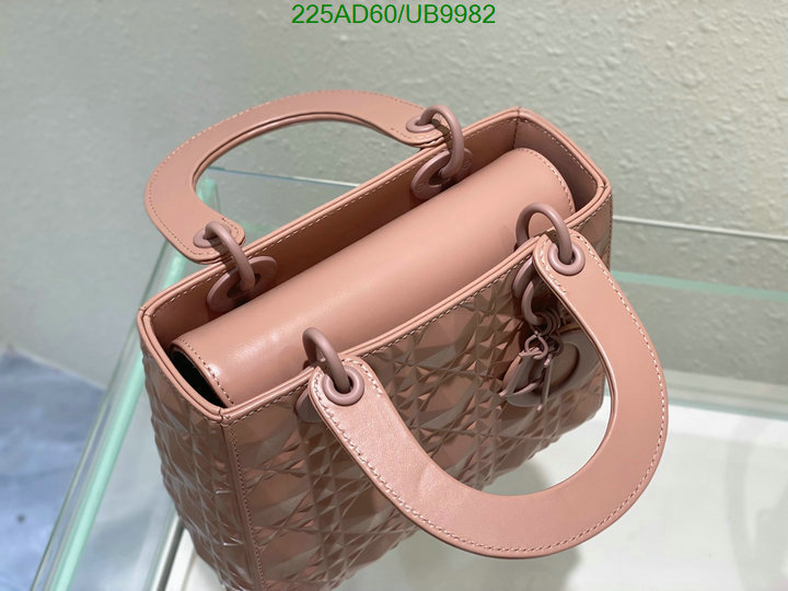 Dior-Bag-Mirror Quality Code: UB9982 $: 225USD