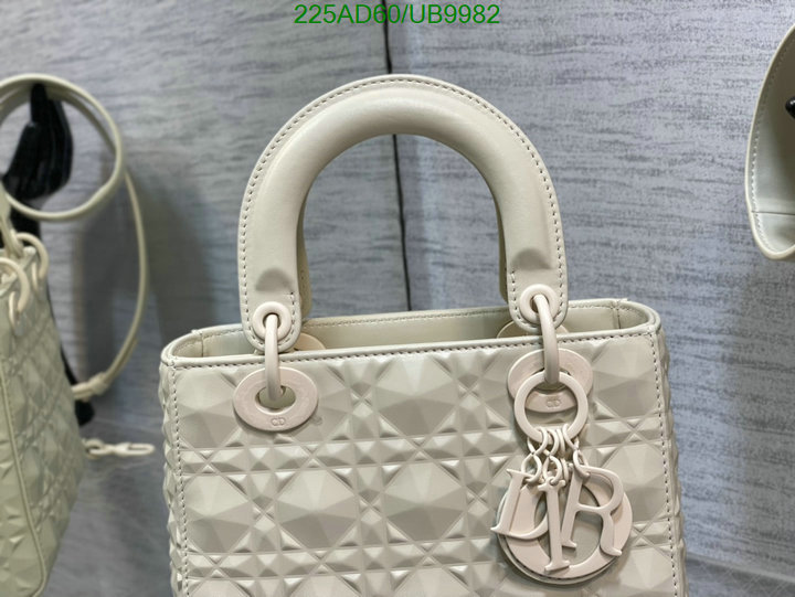 Dior-Bag-Mirror Quality Code: UB9982 $: 225USD