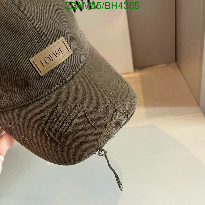 Loewe-Cap(Hat) Code: BH4365 $: 29USD