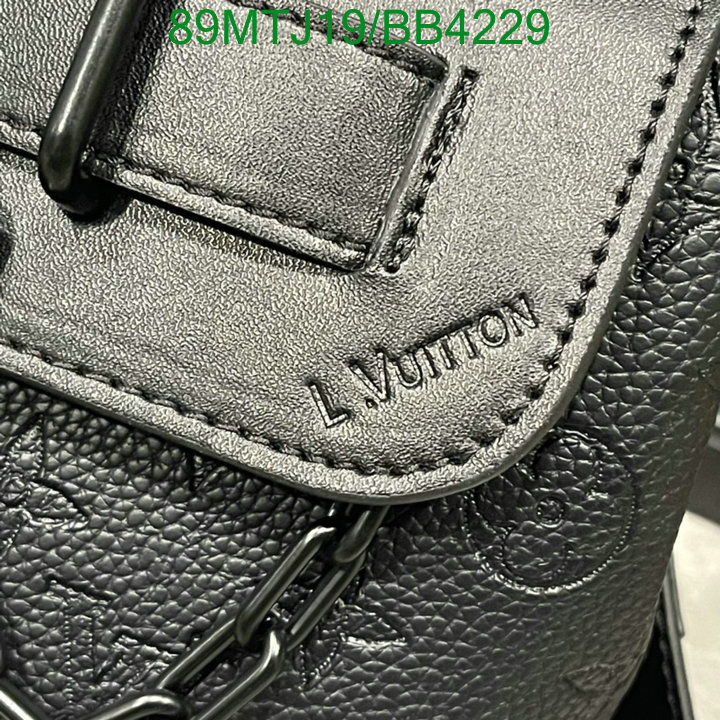 LV-Bag-4A Quality Code: BB4229 $: 89USD