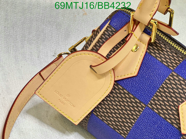 LV-Bag-4A Quality Code: BB4232 $: 69USD