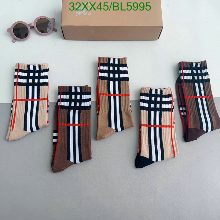 Burberry-Sock Code: BL5995 $: 32USD