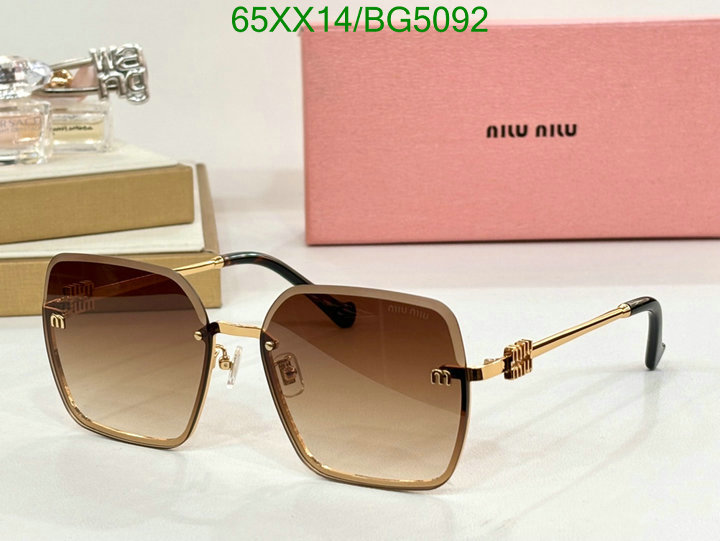 MiuMiu-Glasses Code: BG5092 $: 65USD
