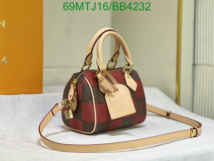 LV-Bag-4A Quality Code: BB4232 $: 69USD