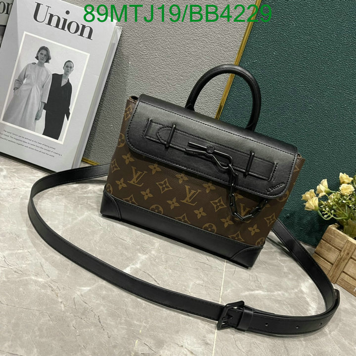 LV-Bag-4A Quality Code: BB4229 $: 89USD