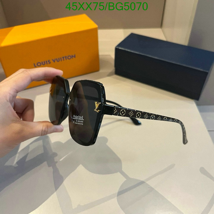 LV-Glasses Code: BG5070 $: 45USD