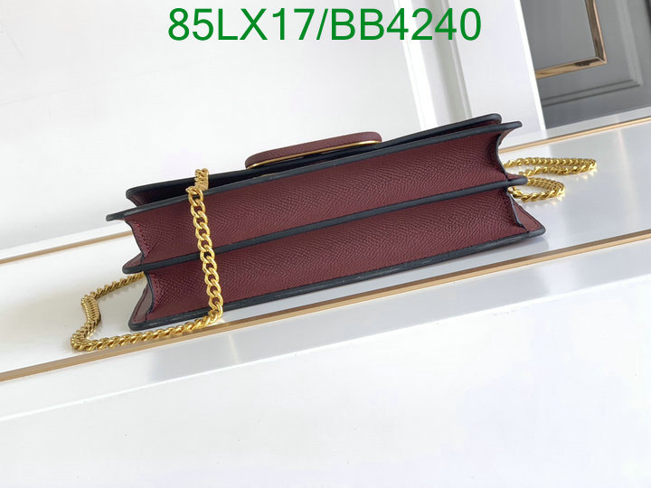 Valentino-Bag-4A Quality Code: BB4240 $: 85USD