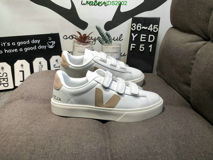 VEJA-Men shoes Code: DS2002 $: 79USD