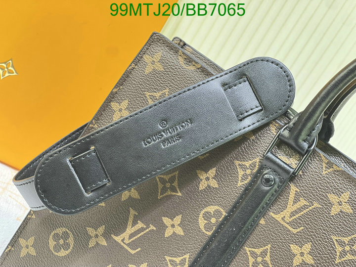 LV-Bag-4A Quality Code: BB7065 $: 99USD