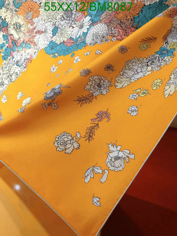 Hermes-Scarf Code: BM8087 $: 55USD