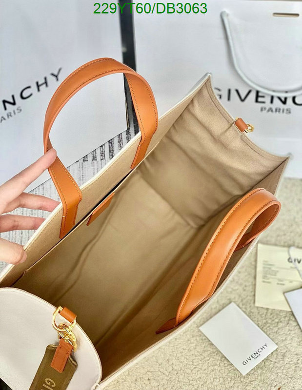 Givenchy-Bag-Mirror Quality Code: DB3063