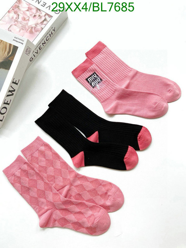 Miu Miu-Sock Code: BL7685 $: 29USD