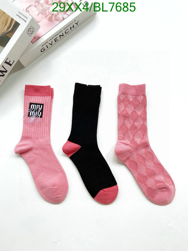 Miu Miu-Sock Code: BL7685 $: 29USD