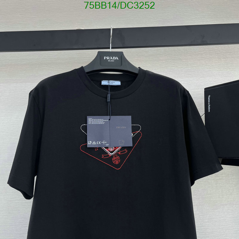 Prada-Clothing Code: DC3252 $: 75USD