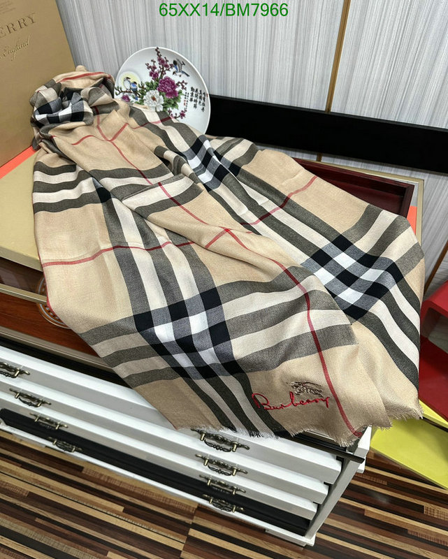 Burberry-Scarf Code: BM7966 $: 65USD