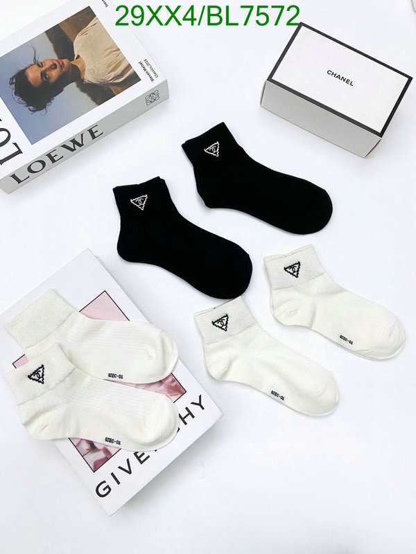 Chanel-Sock Code: BL7572 $: 29USD