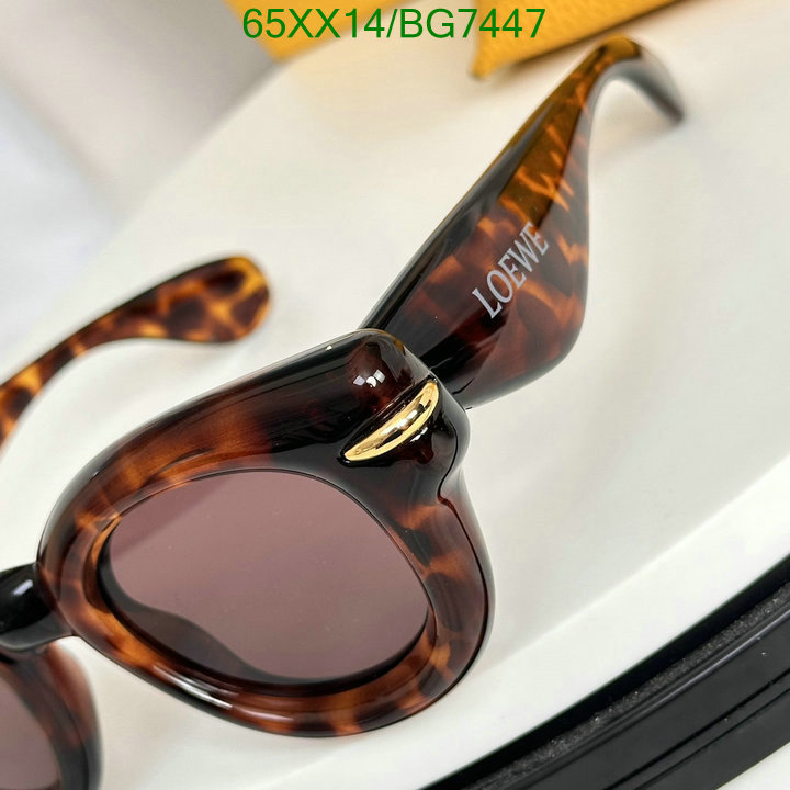 Loewe-Glasses Code: BG7447 $: 65USD