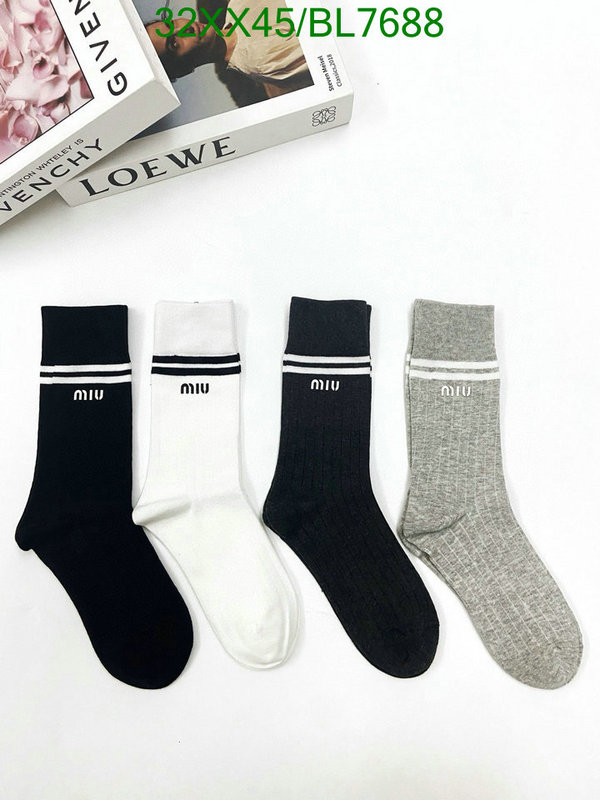 Miu Miu-Sock Code: BL7688 $: 32USD