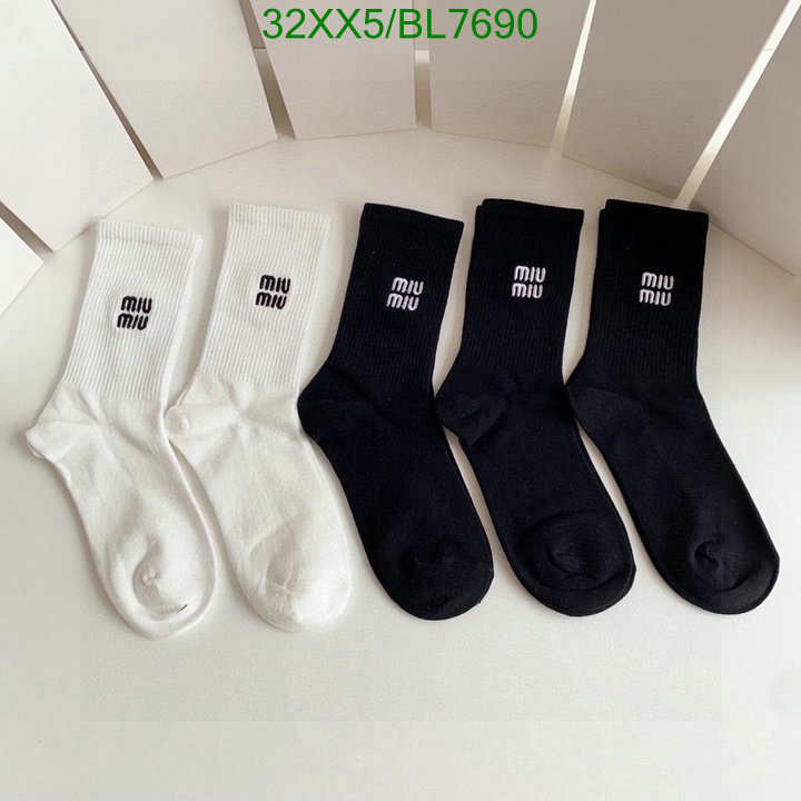 Miu Miu-Sock Code: BL7690 $: 32USD