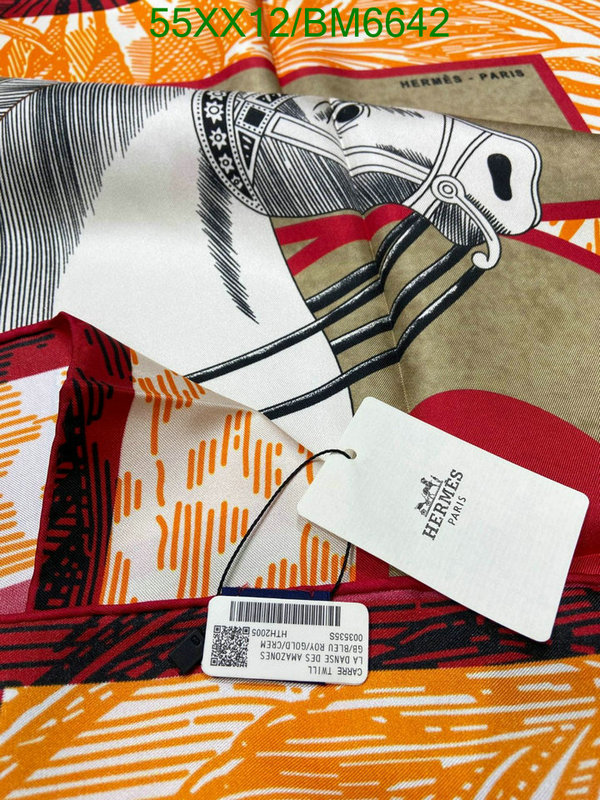 Hermes-Scarf Code: BM6642 $: 55USD