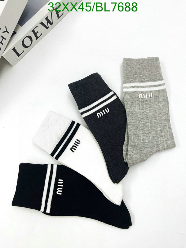 Miu Miu-Sock Code: BL7688 $: 32USD