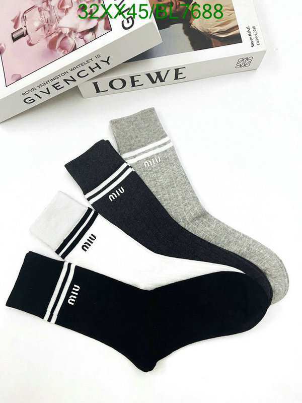 Miu Miu-Sock Code: BL7688 $: 32USD