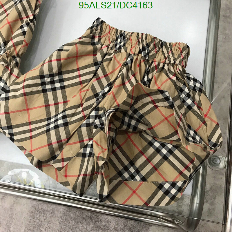 Burberry-Kids clothing Code: DC4163 $: 95USD