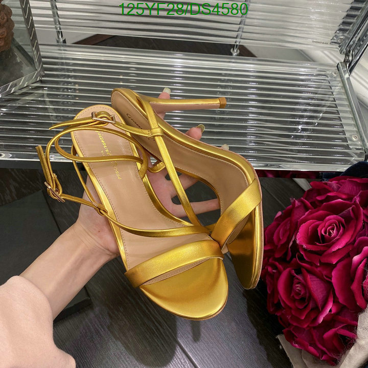 Gianvito Rossi-Women Shoes Code: DS4580 $: 125USD