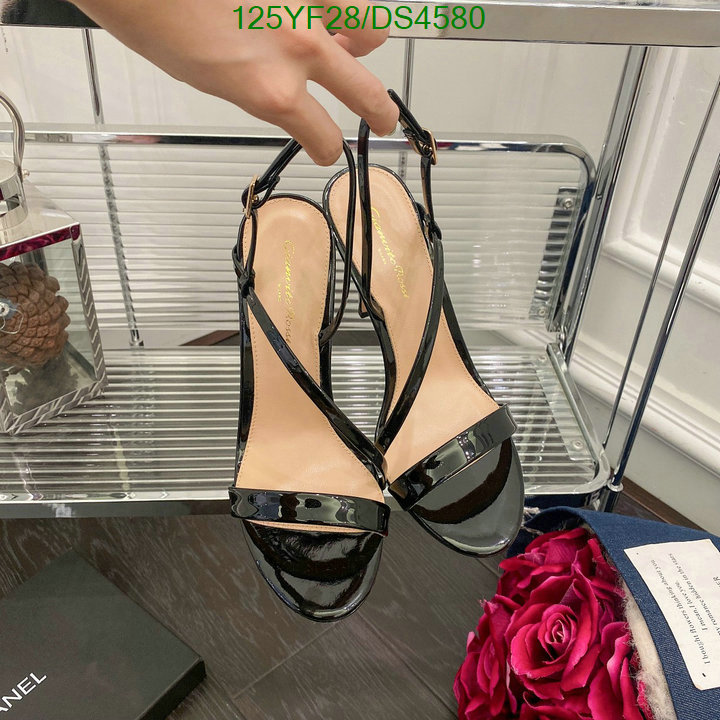 Gianvito Rossi-Women Shoes Code: DS4580 $: 125USD