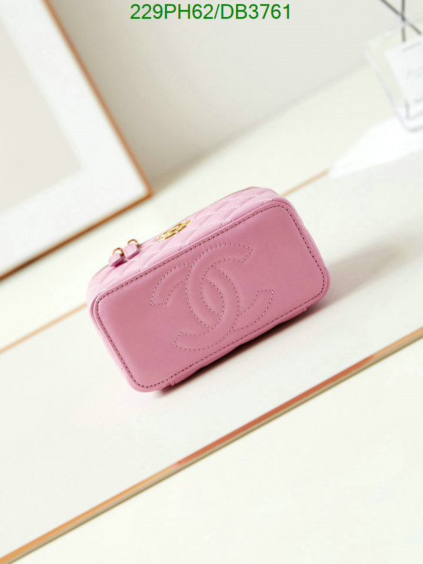 Chanel-Bag-Mirror Quality Code: DB3761 $: 229USD