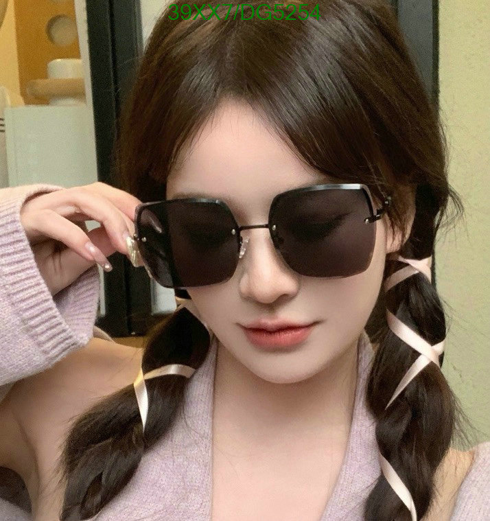 Gucci-Glasses Code: DG5254 $: 39USD