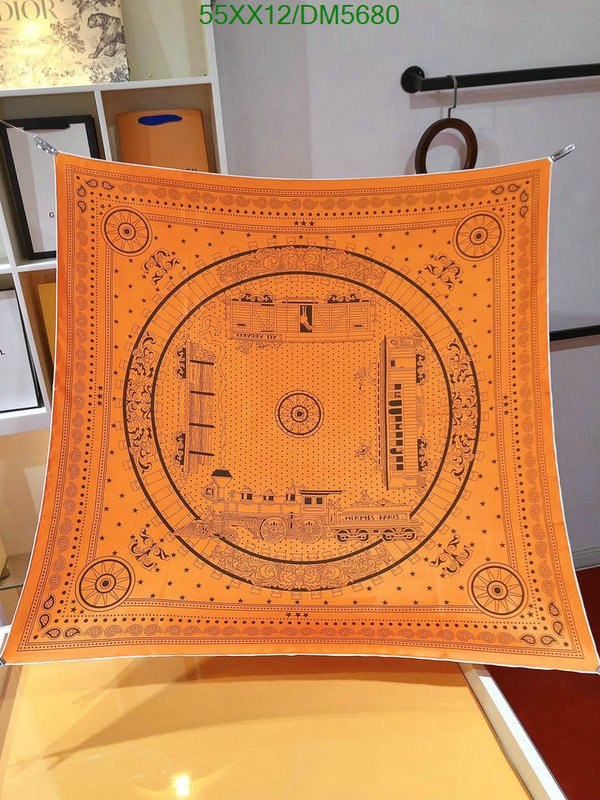 Hermes-Scarf Code: DM5680 $: 55USD