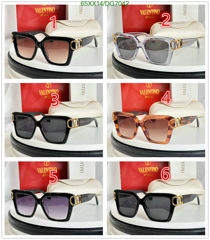 Valentino-Glasses Code: DG7042 $: 65USD