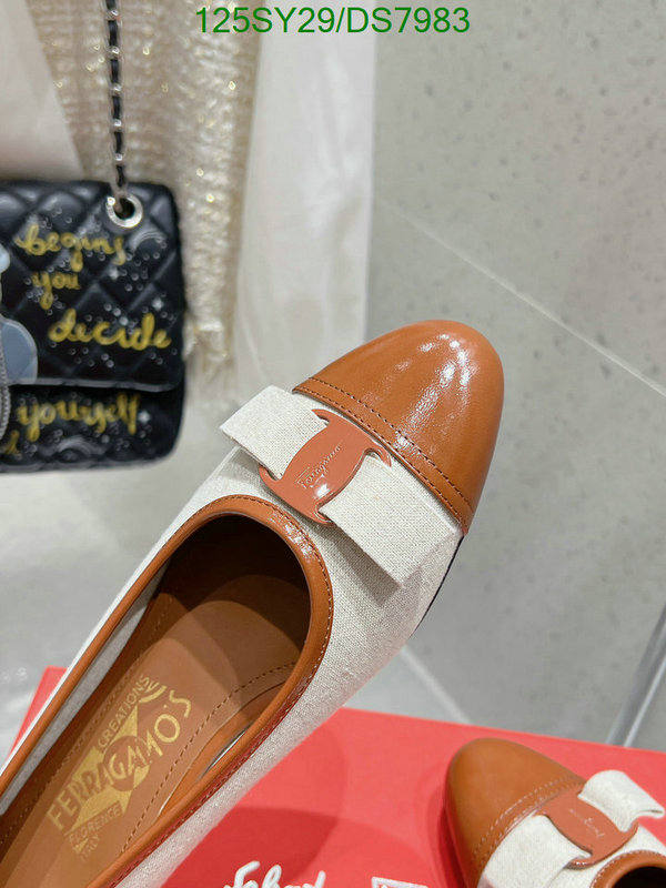 Ferragamo-Women Shoes Code: DS7983 $: 125USD