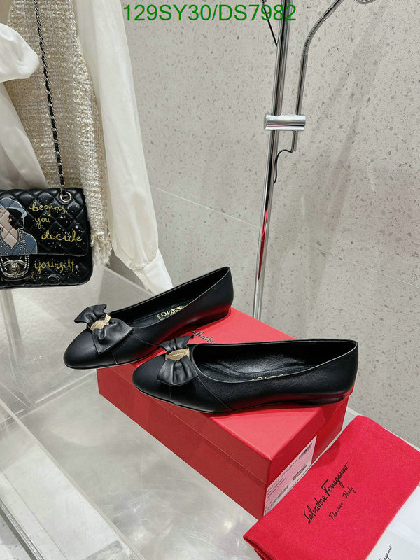 Ferragamo-Women Shoes Code: DS7982 $: 129USD