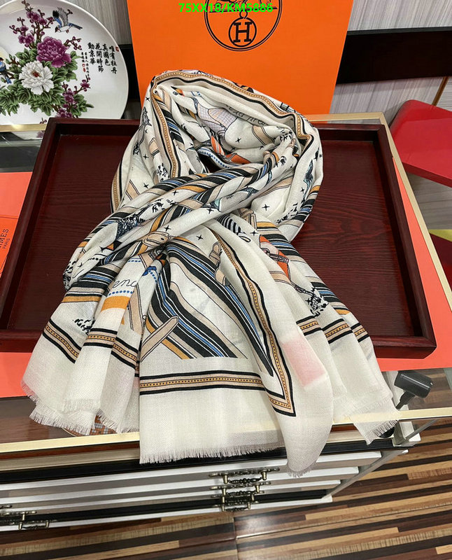 Hermes-Scarf Code: KM5886 $: 75USD