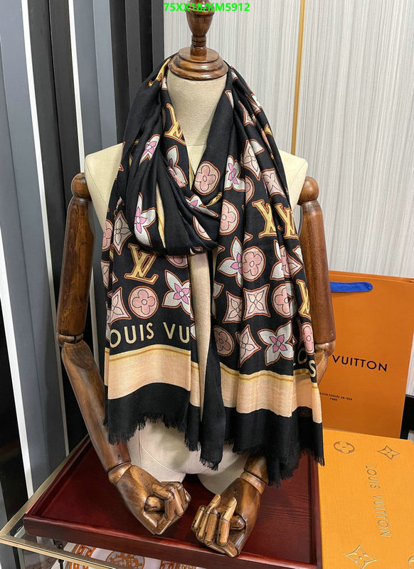 LV-Scarf Code: KM5912 $: 75USD