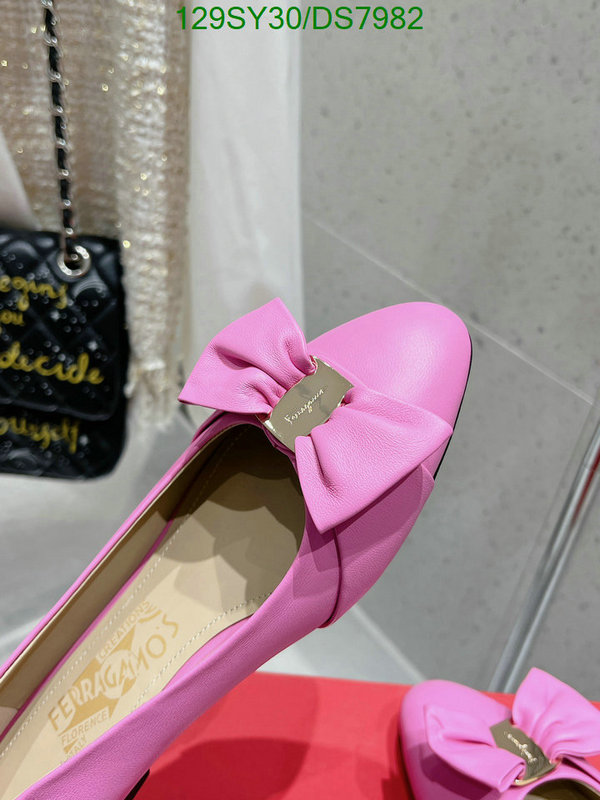 Ferragamo-Women Shoes Code: DS7982 $: 129USD