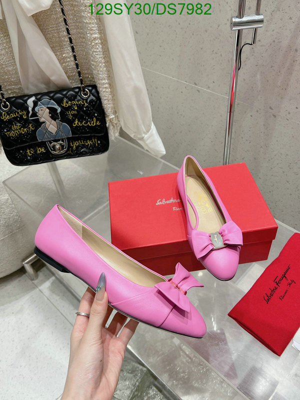 Ferragamo-Women Shoes Code: DS7982 $: 129USD