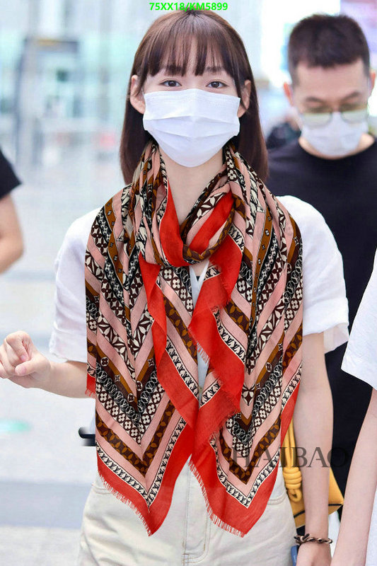 LV-Scarf Code: KM5899 $: 75USD