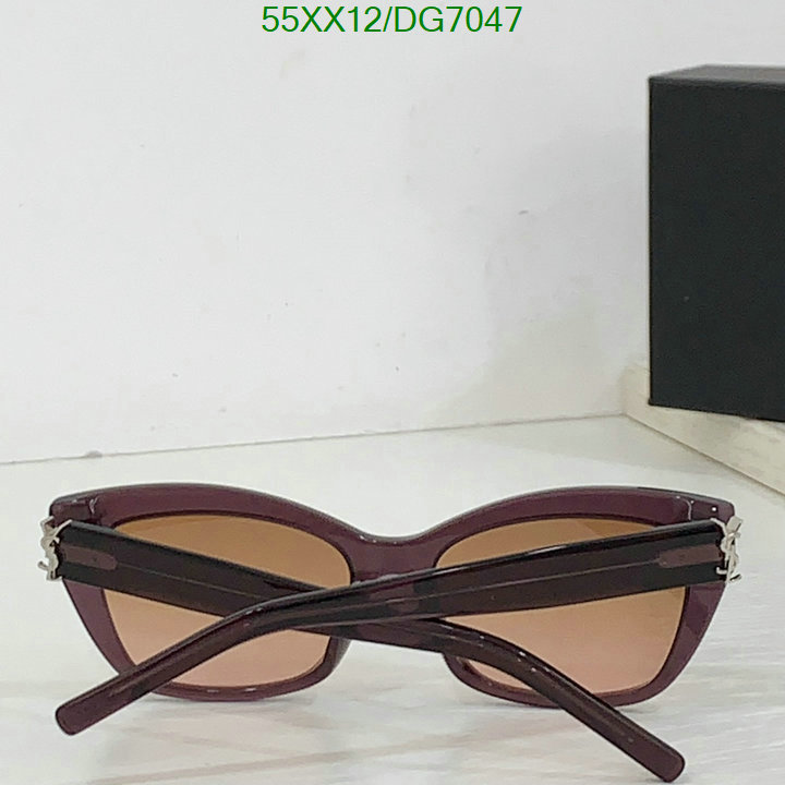 YSL-Glasses Code: DG7047 $: 55USD