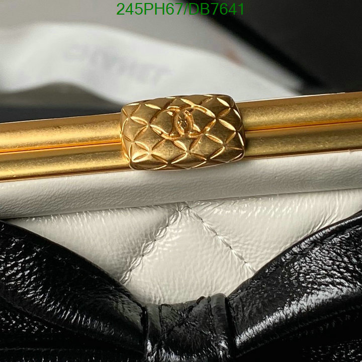 Chanel-Bag-Mirror Quality Code: DB7641 $: 245USD