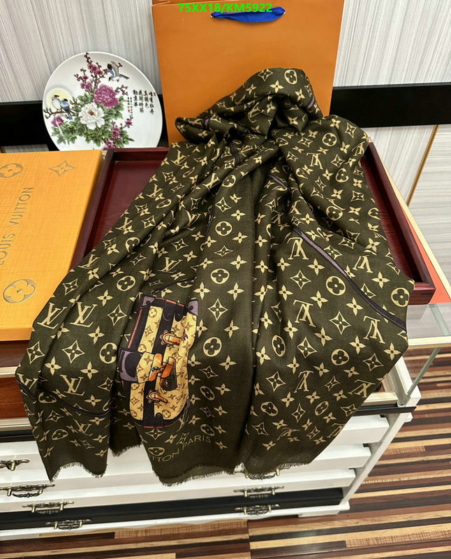 LV-Scarf Code: KM5922 $: 75USD